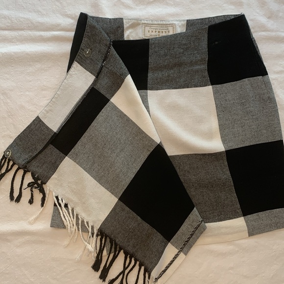 Vintage Express Mini Wrap Skirt With Fringe Size 7/8 - Picture 3 of 4